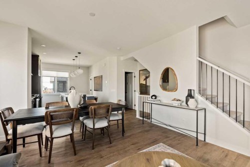  - Indoor Photo Showing Dining Room