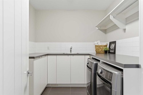 10 Lissington Drive Sw, Calgary, AB - Indoor