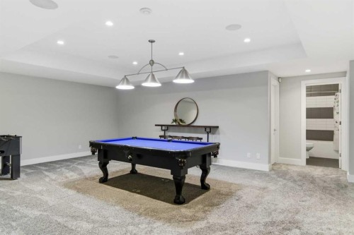 10 Lissington Drive Sw, Calgary, AB - Indoor Photo Showing Other Room