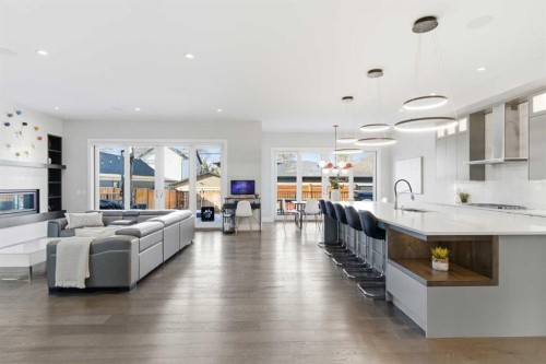 10 Lissington Drive Sw, Calgary, AB - Indoor