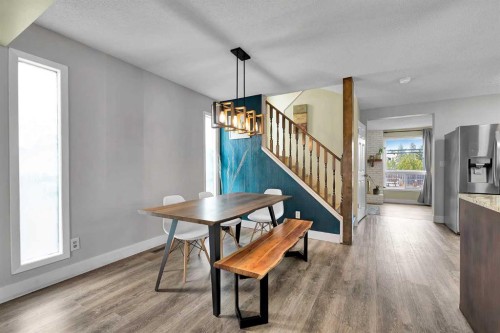 44 Strathclair Rise Sw, Calgary, AB - Indoor Photo Showing Dining Room