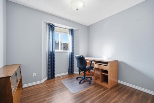 94 Mt Aberdeen Manor Se, Calgary, AB - Indoor Photo Showing Office