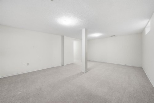 94 Mt Aberdeen Manor Se, Calgary, AB - Indoor Photo Showing Other Room