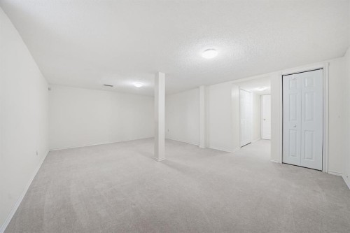 94 Mt Aberdeen Manor Se, Calgary, AB - Indoor Photo Showing Other Room