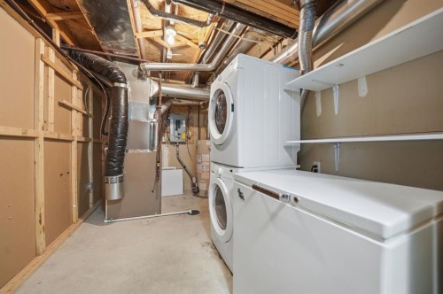 94 Mt Aberdeen Manor Se, Calgary, AB - Indoor Photo Showing Laundry Room