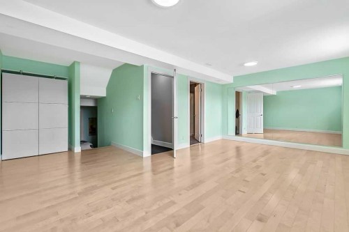 119 Mt Aberdeen Close Se, Calgary, AB - Indoor Photo Showing Other Room