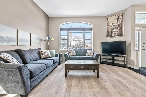 119 Mt Aberdeen Close Se, Calgary, AB - Indoor Photo Showing Living Room