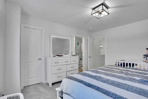 181 Walcrest Boulevard, Calgary, AB - Indoor Photo Showing Bedroom