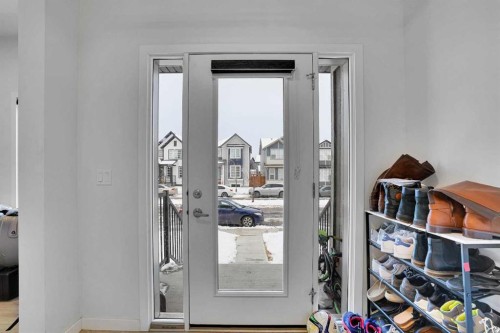 181 Walcrest Boulevard, Calgary, AB - Indoor Photo Showing Other Room