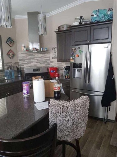 517 454029 Rr 11, Westerose, AB - Indoor Photo Showing Kitchen