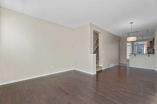 306 Ascot Circle Sw, Calgary, AB - Indoor Photo Showing Other Room