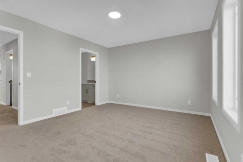 15 Corner Glen Drive Ne, Calgary, AB - Indoor Photo Showing Other Room