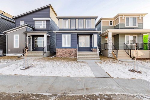 15 Corner Glen Drive Ne, Calgary, AB - Outdoor With Facade