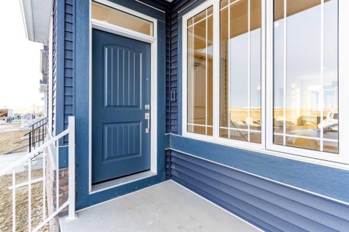 15 Corner Glen Drive Ne, Calgary, AB - Outdoor With Exterior