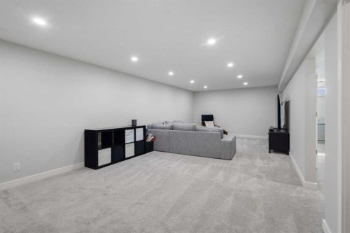 504 Varsity Estates Bay Nw, Calgary, AB - Indoor