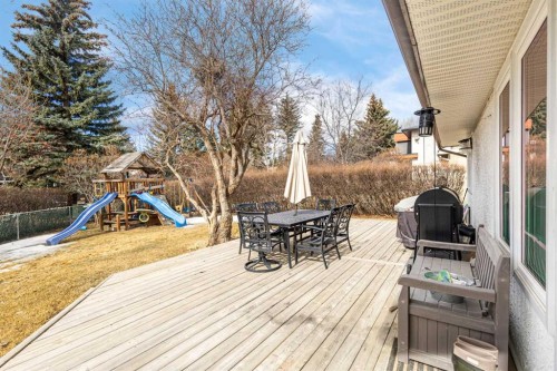 504 Varsity Estates Bay Nw, Calgary, AB - Outdoor With Deck Patio Veranda