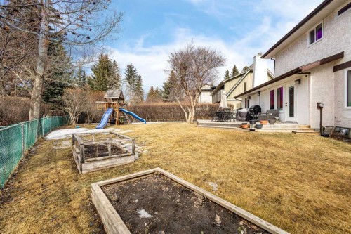 504 Varsity Estates Bay Nw, Calgary, AB - Outdoor