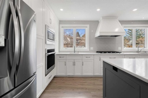 504 Varsity Estates Bay Nw, Calgary, AB - Indoor Photo Showing Kitchen With Stainless Steel Kitchen With Upgraded Kitchen