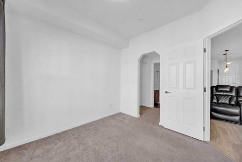 3202-215 Legacy Boulevard Se, Calgary, AB - Indoor Photo Showing Other Room