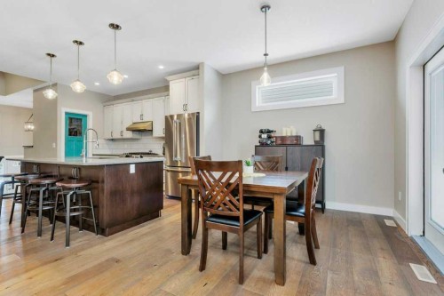 5825 Maple Crescent, Innisfail, AB - Indoor Photo Showing Dining Room