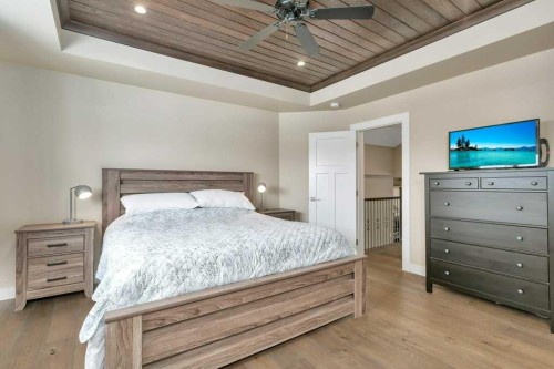 5825 Maple Crescent, Innisfail, AB - Indoor Photo Showing Bedroom