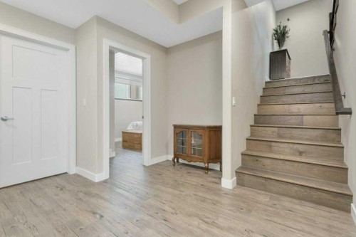 5825 Maple Crescent, Innisfail, AB - Indoor Photo Showing Other Room