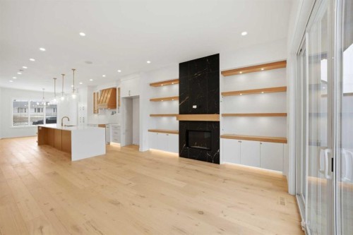 4711 19 Avenue Nw, Calgary, AB - Indoor