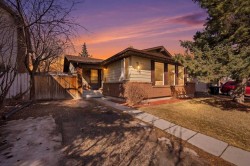 107 Wood Oak Way SW Calgary, AB T2W 3R3