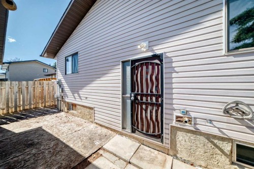 6735 Temple Drive Ne, Calgary, AB - Outdoor With Exterior