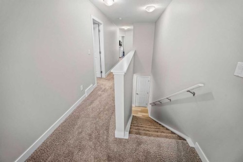 210 Crestbrook Common Sw, Calgary, AB - Indoor Photo Showing Other Room