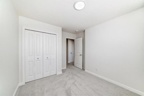 615 Lucas Boulevard Nw, Calgary, AB - Indoor