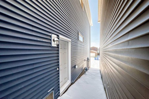 615 Lucas Boulevard Nw, Calgary, AB - Outdoor