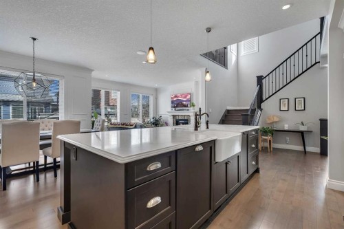 393 Evansborough Way Nw, Calgary, AB - Indoor Photo Showing Kitchen