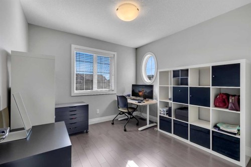 393 Evansborough Way Nw, Calgary, AB - Indoor Photo Showing Office