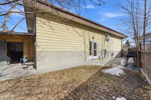 1827 46 Street Se, Calgary, AB - Outdoor With Exterior