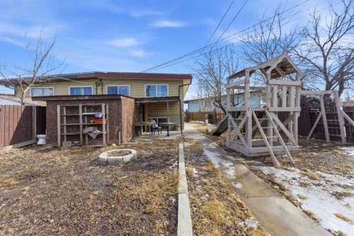 1827 46 Street Se, Calgary, AB - Outdoor