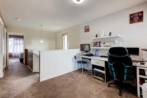 52 Bridlemeadows Common Sw, Calgary, AB - Indoor Photo Showing Office