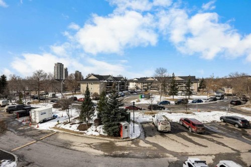6309-14 Hemlock Crescent Sw, Calgary, AB - Outdoor With View