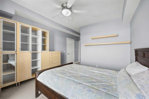 6309-14 Hemlock Crescent Sw, Calgary, AB - Indoor Photo Showing Bedroom