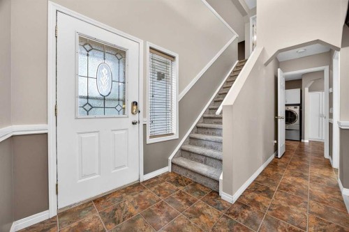 378 Panamount Drive Nw, Calgary, AB - Indoor Photo Showing Other Room