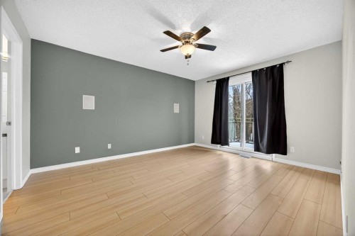 378 Panamount Drive Nw, Calgary, AB - Indoor Photo Showing Other Room