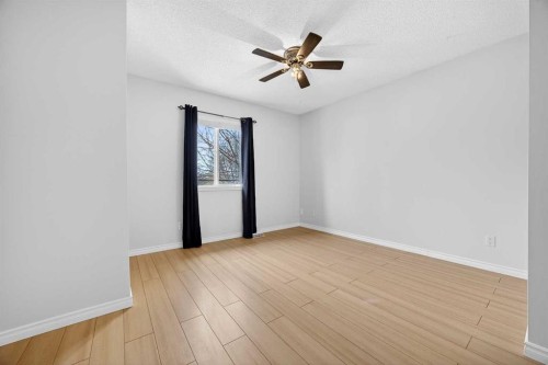378 Panamount Drive Nw, Calgary, AB - Indoor Photo Showing Other Room