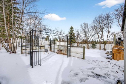 378 Panamount Drive Nw, Calgary, AB - Outdoor