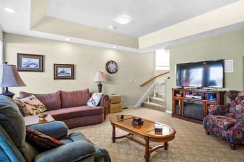 35 Lake Ridge, Olds, AB - Indoor Photo Showing Living Room