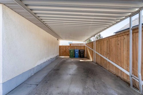 8 Van Horne Crescent Ne, Calgary, AB -  With Exterior