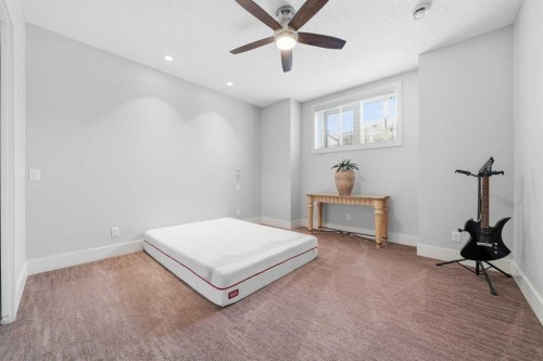 201 12 Street Ne, Calgary, AB - Indoor