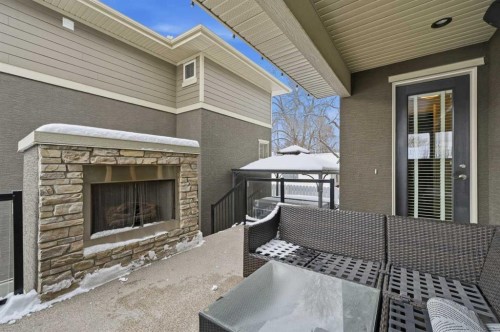 201 12 Street Ne, Calgary, AB - Outdoor With Exterior