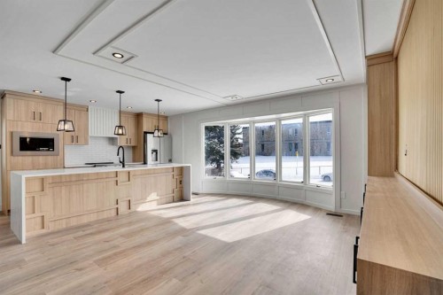 908 Stonehaven Road Sw, Calgary, AB - Indoor Photo Showing Kitchen