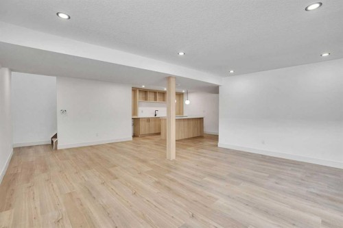 908 Stonehaven Road Sw, Calgary, AB - Indoor Photo Showing Other Room