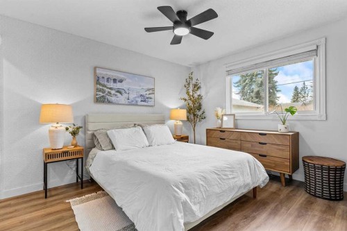 9963 Wilde Road Se, Calgary, AB - Indoor Photo Showing Bedroom